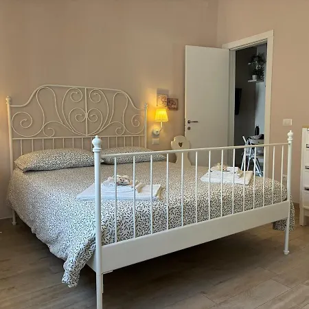 Dom wakacyjny Casa Con Giardino E Biciclette Vicino Pineta Viareggio